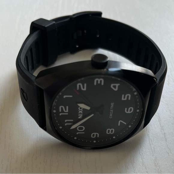 Nixon ‘Circe Time’ Watch; 38mm - Picture 4 of 5